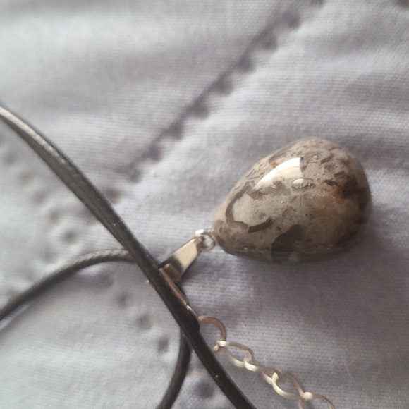 Mystic Merlinit Necklace - Picture 2 of 2